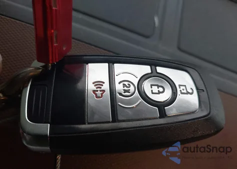 2024 Ford Bronco Outer Banks z USA, uszkodzony, nr VIN 1FMDE8BH3RLA80079